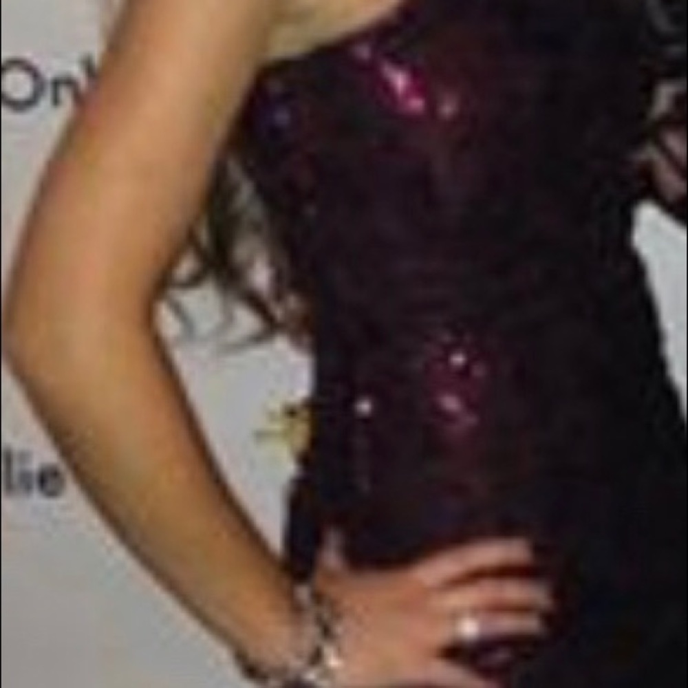 Dress - Picture 4 of 4